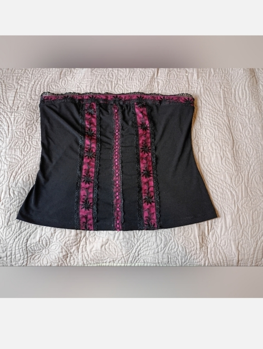 VTG 90s Y2K Gothic Sexy strapless Camisole Laced wicked  Witchy Grunge with embr